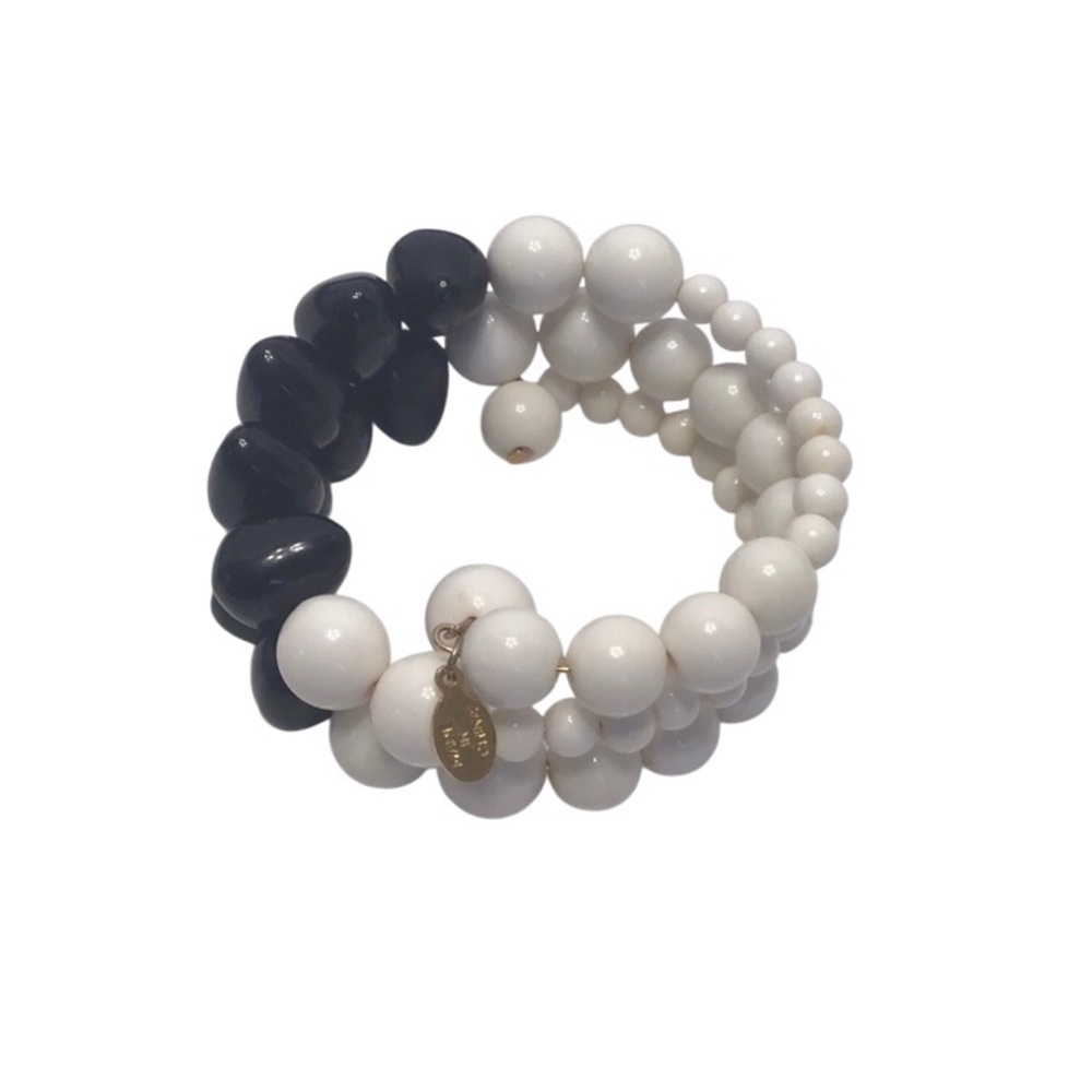 Robert Rose Black & White Beaded Wrap Bracelet.